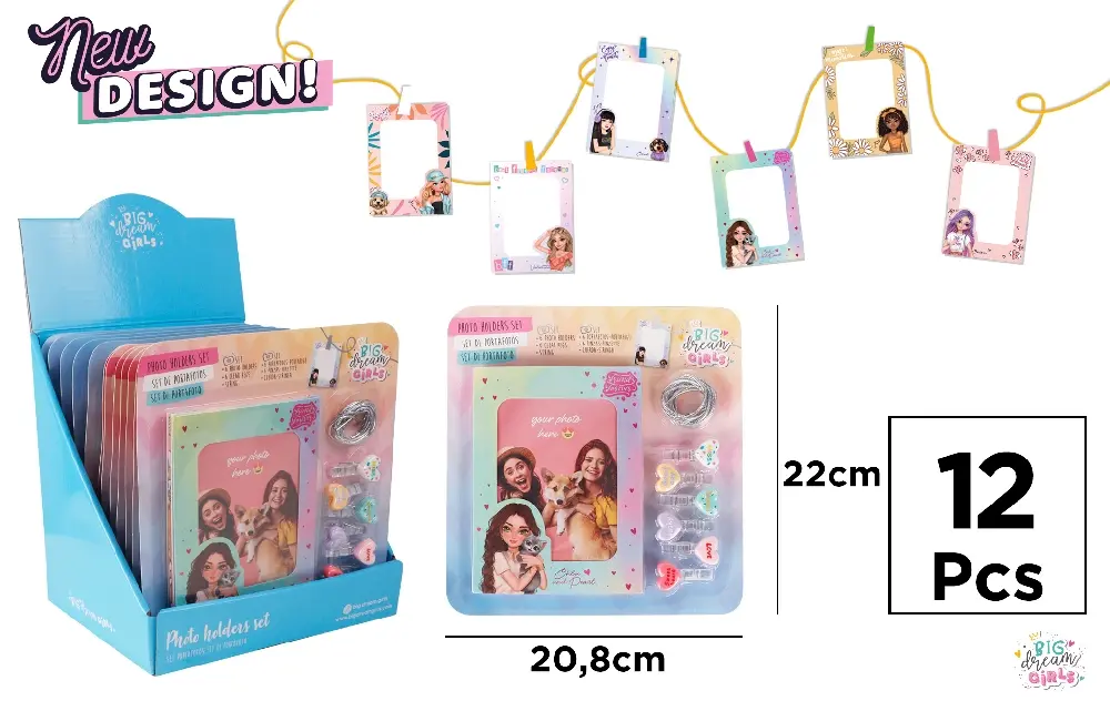 CADRE PHOTO EN PAPIER AVEC CLIPS.